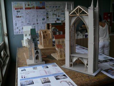 Alegría, Orgullo y Satisfacción: Un Año Más de Arquitectura. Parte 1 Alegría, Orgullo y Satisfacción: Un Año Más de Arquitectura. Parte 1
