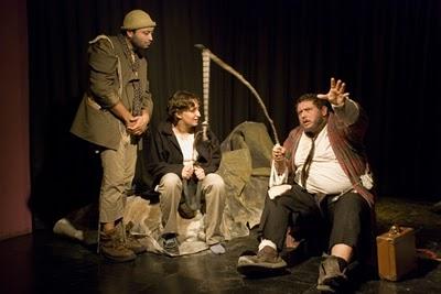 Sobre Esperando a Godot de Samuel Beckett, en versión del KRONOS TEATRO con dirección  de Julio Rodríguez, por Marcelo Ponce (Cba)