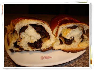 Brioches con chocolate y pasas Brioches con chocolate y pasas