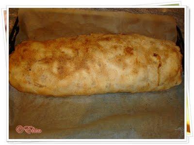 Apfelstrudel (Strudel de manzana) Apfelstrudel (Strudel de manzana)