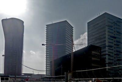 Visita de obra: RCR en la plaza Europa Visita de obra: RCR en la plaza Europa