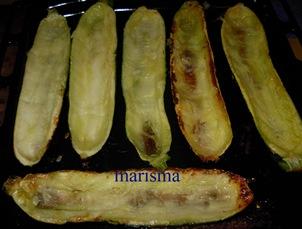 Calabacines rellenos de pollo de corral Calabacines rellenos de pollo de corral