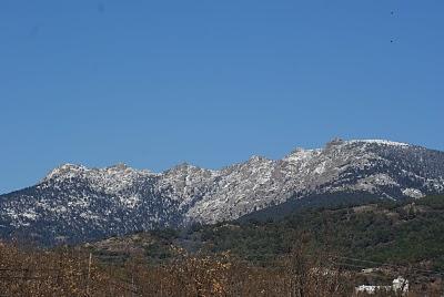 RUTA DE SIETE PICOS (SIERRA DE NAVACERRADA MADRID ESPAÑA) RUTA DE SIETE PICOS (SIERRA DE NAVACERRADA MADRID ESPAÑA)