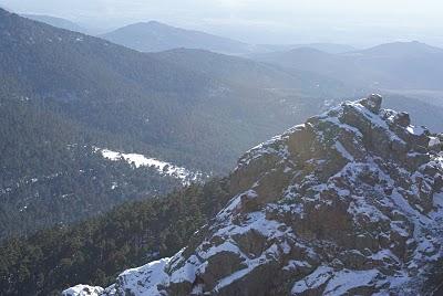 RUTA DE SIETE PICOS (SIERRA DE NAVACERRADA MADRID ESPAÑA) RUTA DE SIETE PICOS (SIERRA DE NAVACERRADA MADRID ESPAÑA)