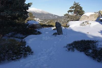 RUTA DE SIETE PICOS (SIERRA DE NAVACERRADA MADRID ESPAÑA) RUTA DE SIETE PICOS (SIERRA DE NAVACERRADA MADRID ESPAÑA)