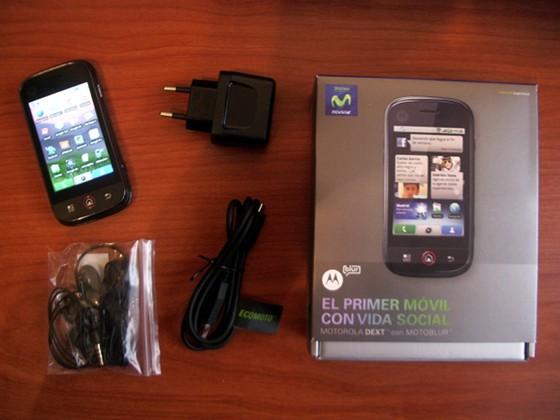 Contenidos de la caja del Motorola DEXT Contenidos de la caja del Motorola DEXT