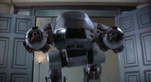 «Tiene 20 segundos para obedecer» Primer plano de ED-209, mirándo a la cámara, de la primera película