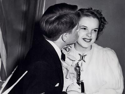 Judy Garland: Una actriz que nunca pudo encontrar su lugar sobre el arcoíris.
