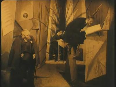 El gabinete del Dr. Caligari (1920) El gabinete del Dr. Caligari (1920)