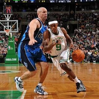 Los Celtics muestran sus dos caras y Dallas se impone (99-90)
