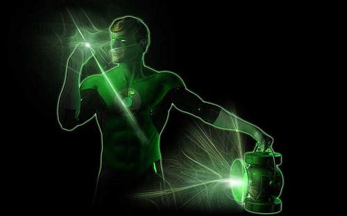 “Linterna Verde” (Green Lantern) – Otro personaje del cómic a la pantalla