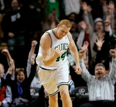 La noche mágica de Scalabrine se quedó en derrota para los Boston Celtics (102-96)