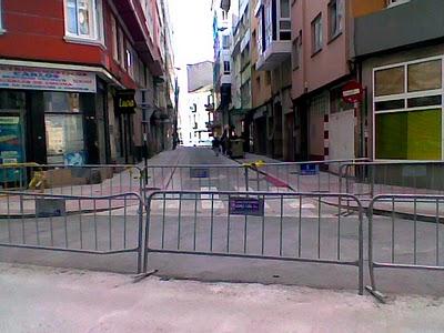 Quejas por las obras que hacen que Borrallón sea inaccesible por ambos lados calle borrallón