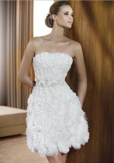 Colección de vestidos de novias cortos Pronovias 2011