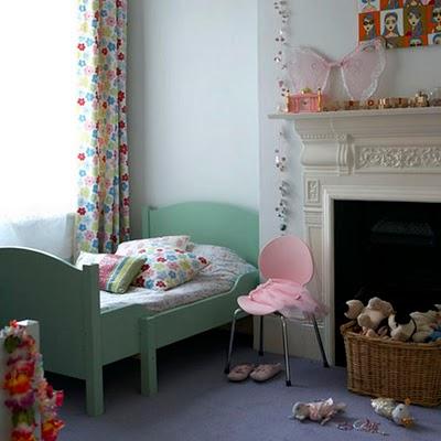10 Habitaciones infantiles llenas de color (con paredes blancas)