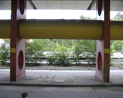 058 058