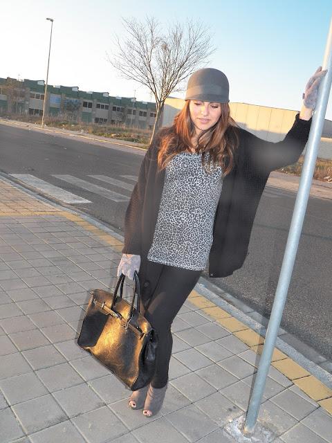 (`·–• GREY AND ANIMAL PRINT •–·´) (`·–• GREY AND ANIMAL PRINT •–·´)