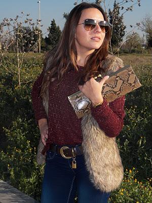 BORDEAUX AND GOLD BORDEAUX AND GOLD