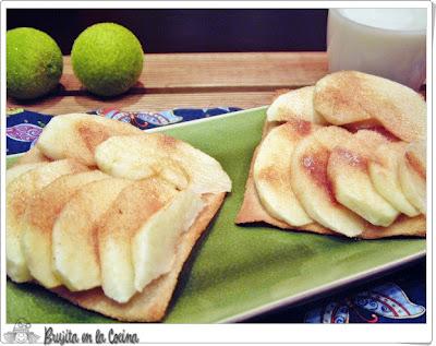 Tostada de manzana caramelizada Tostada de manzana caramelizada
