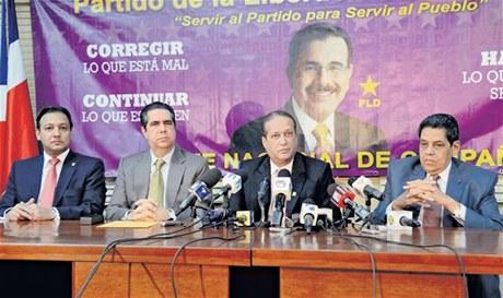 El PLD acusa a Hipólito de campaña de injurias El PLD acusa a Hipólito de campaña de injurias