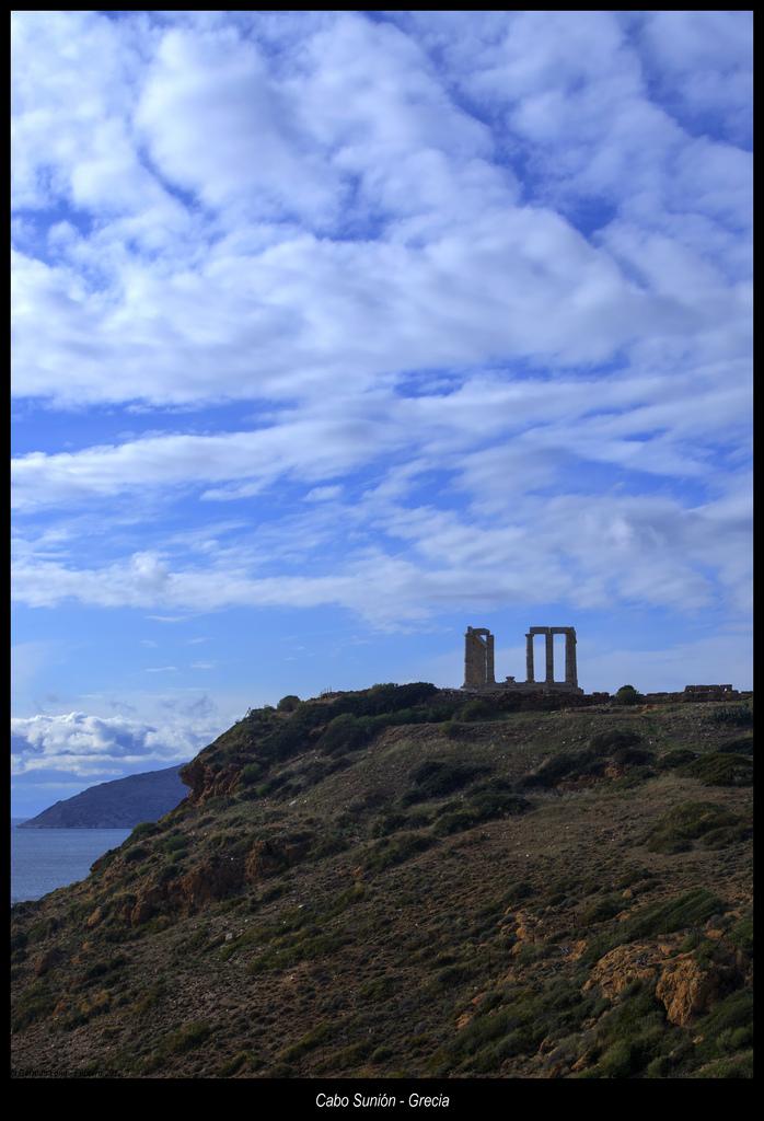 Cabo Sunión.... un poco de la Grecia antigua Cabo Sunión.... un poco de la Grecia antigua