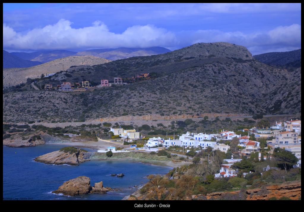 Cabo Sunión.... un poco de la Grecia antigua Cabo Sunión.... un poco de la Grecia antigua