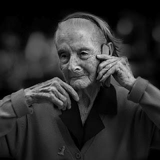 Parecido, Nelia Curone Parecido, Nelia Curone