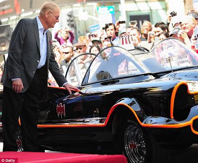 PURO WEST: Adam West reconocido en el Paseo de la Fama de Hollywood