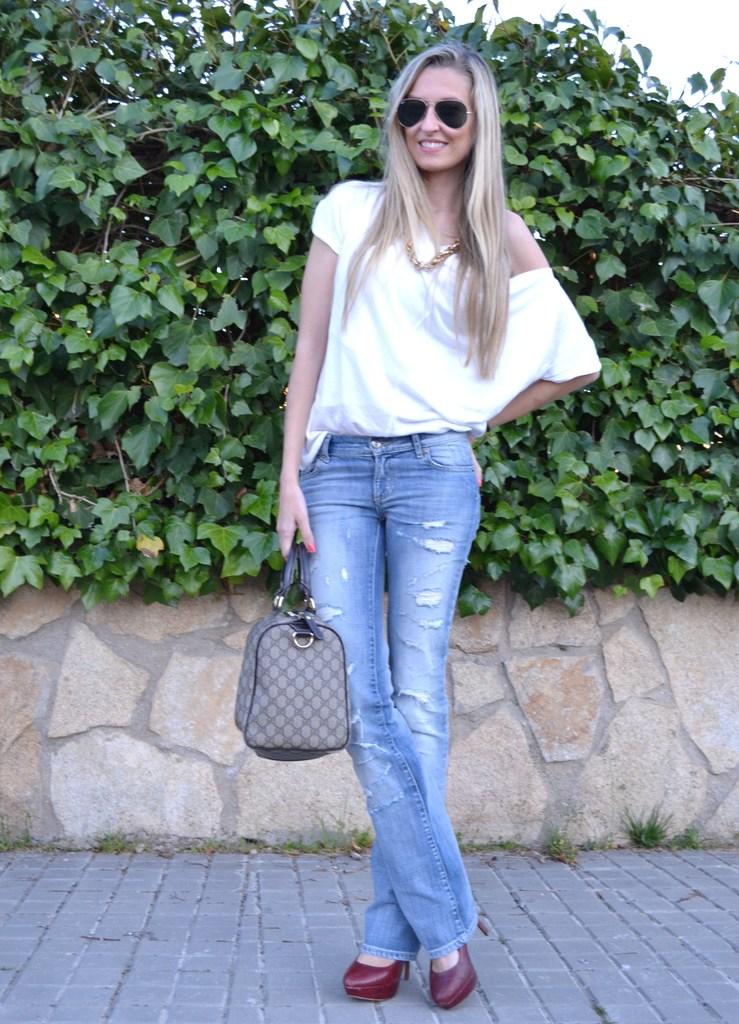 Jeans and white