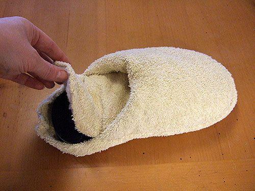 Reciclar una toalla para hacer pantuflas 17.jpg Reciclar una toalla para hacer pantuflas 17.jpg
