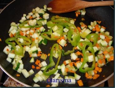Arroz integral con verduras y puerro frito Arroz integral con verduras y puerro frito