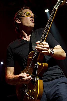 Hey JOE !! El Secreto Está en BONAMASSA Hey JOE !! El Secreto Está en BONAMASSA