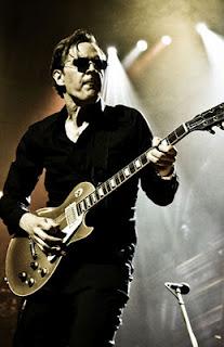 Hey JOE !! El Secreto Está en BONAMASSA Hey JOE !! El Secreto Está en BONAMASSA