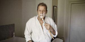 1650320_3_f77a_lucian-shaving-2006_6adf5c84f4594f6f5e1c4939810e19df Lucien Freud, backstage