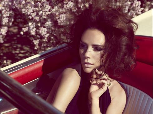 MAGAZINES: Victoria Beckham hace doblete para HARPER'S BAZAAR! MAGAZINES: Victoria Beckham hace doblete para HARPER'S BAZAAR!