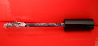 Cara y Cruz con MUFE: Lip Line Perfector y Lash Fibers Cara y Cruz con MUFE: Lip Line Perfector y Lash Fibers