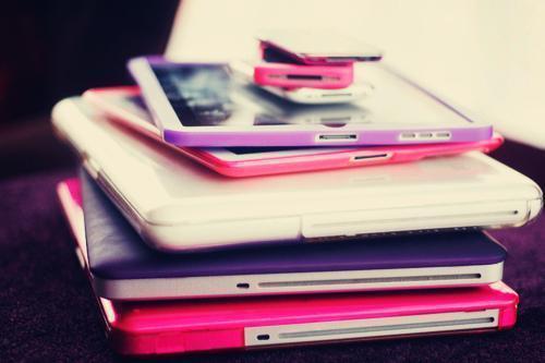 Sobreviviendo a la tecnología Bangbangg-phones-pink-purple-technics-favim.com-343644_large