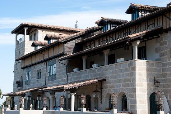 LUGARES EN LOS QUE SE DETIENE EL TIEMPO LUGARES EN LOS QUE SE DETIENE EL TIEMPO