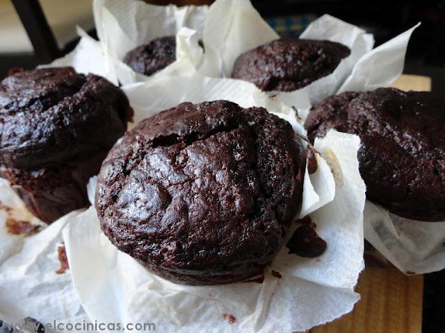 Muffins de naranja y chocolate Muffins de naranja y chocolate