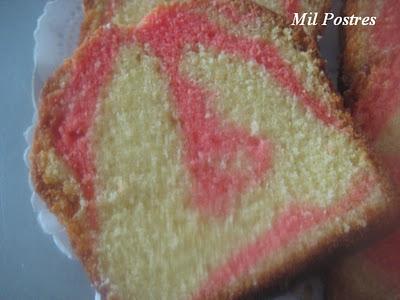 Cuatro cuartos de vainilla y frambuesa Cuatro cuartos de vainilla y frambuesa