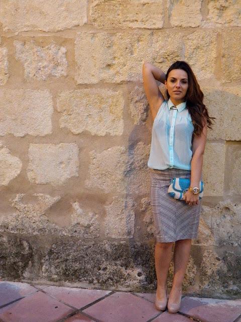 TUBE AND MINT TUBE AND MINT