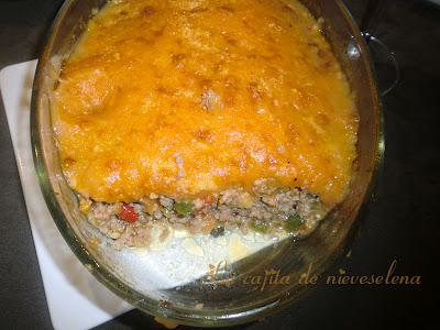 Pastel de carne y puré de patatas con pimientos y avellanas Pastel de carne y puré de patatas con pimientos y avellanas
