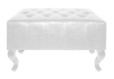 Taburete Chesterfield Taburete de tocador en color perla.