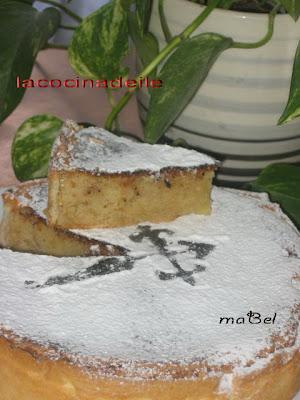 Tarta de Santiago (tarta de almendras gallega) Tarta de Santiago (tarta de almendras gallega)