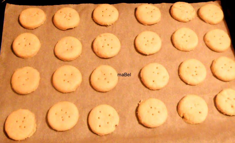 Bizcochitos salados muy simples (sin huevo) Bizcochitos salados muy simples (sin huevo)