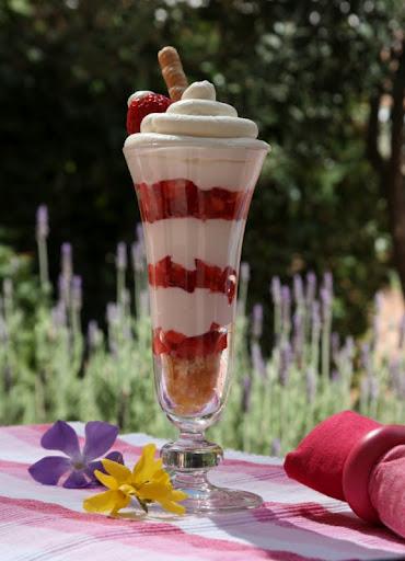 Parfait cheesecake con fresas