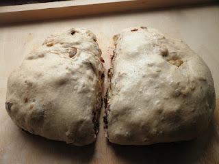 Pan dulce de canela con pasas y nueces Pan dulce de canela con pasas y nueces