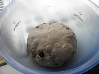Pan dulce de canela con pasas y nueces Pan dulce de canela con pasas y nueces