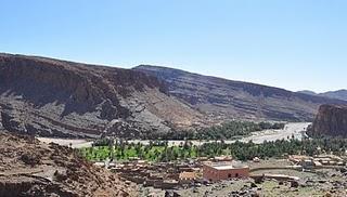 Igmir y el alto valle del rio Tamanart Igmir y el alto valle del rio Tamanart