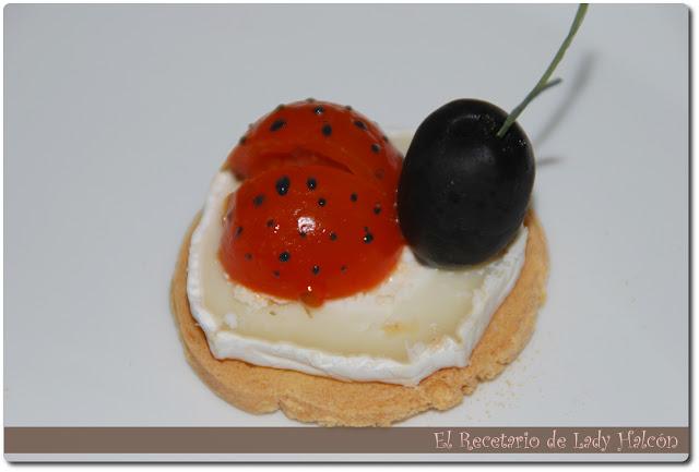 Mariquitas de tomate, queso y aceitunas Mariquitas de tomate, queso y aceitunas